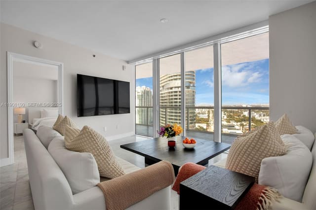 450 Alton Road 2110, Miami Beach, FL 33139