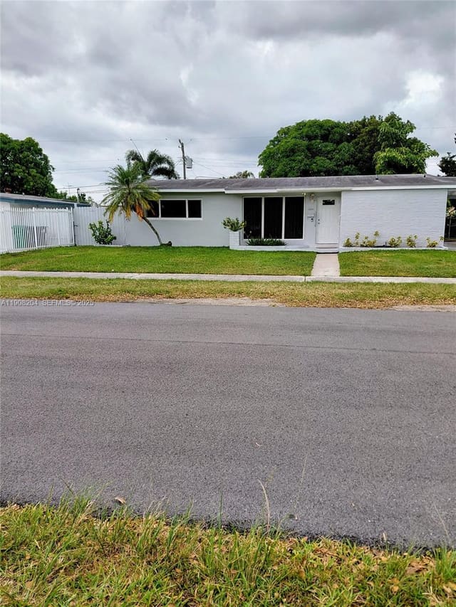 1620 SW 87th Court, Miami, FL 33165