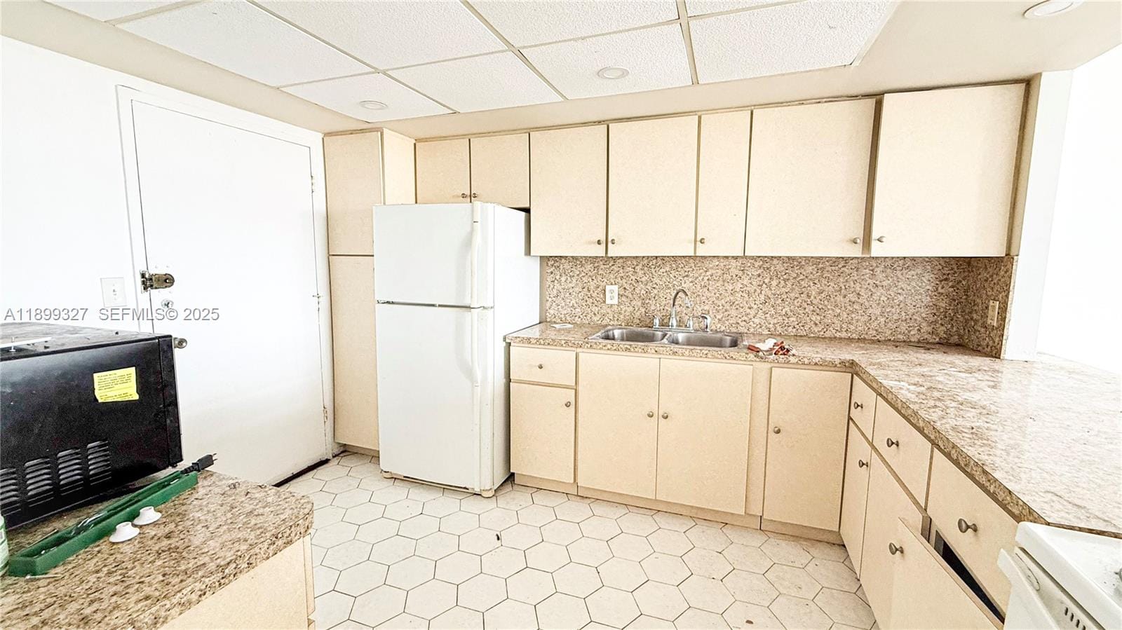 1351 NE Miami Gardens Drive 1404E — photo 4