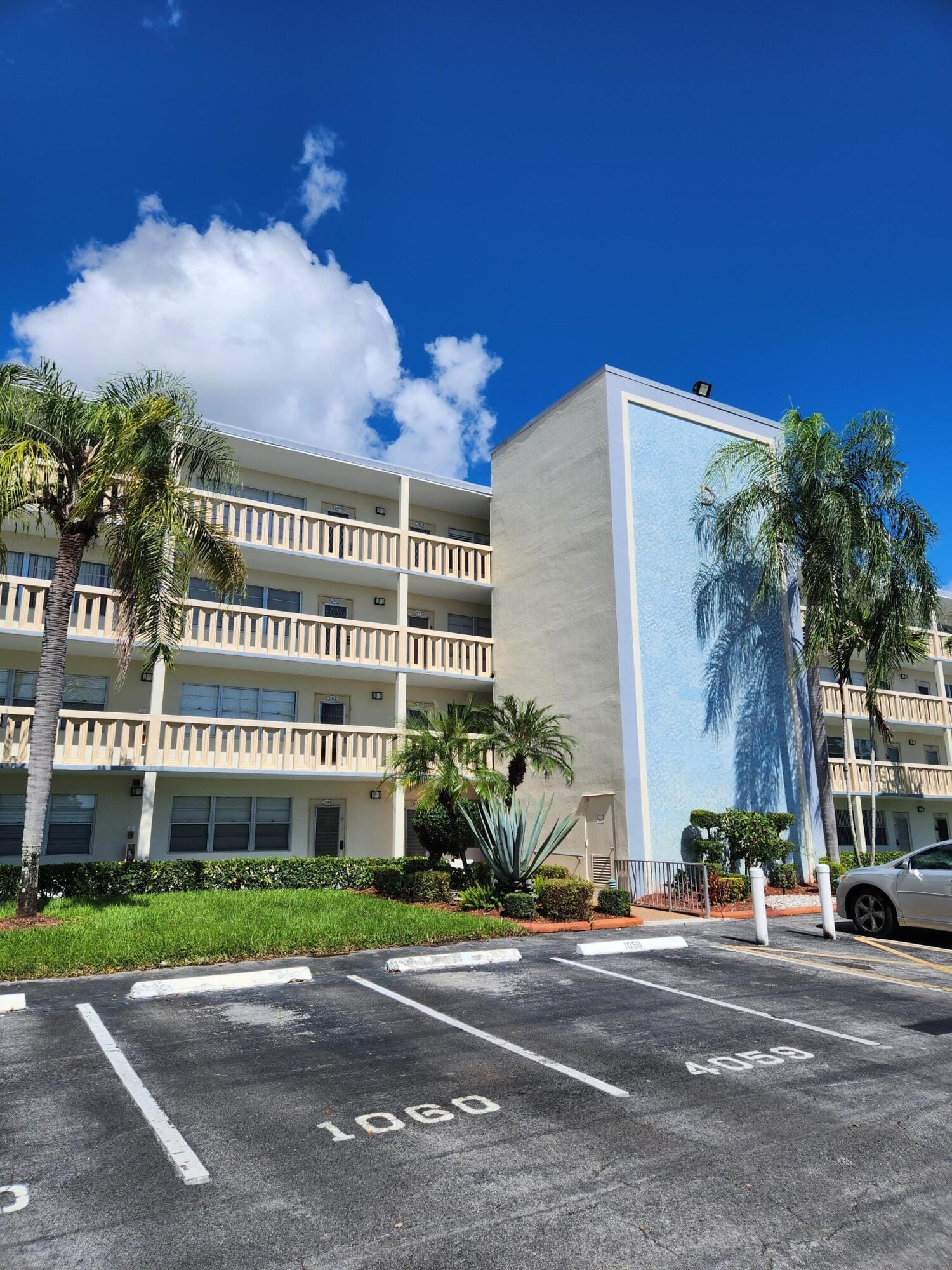 3059 Ainslie D, Boca Raton, FL 33434