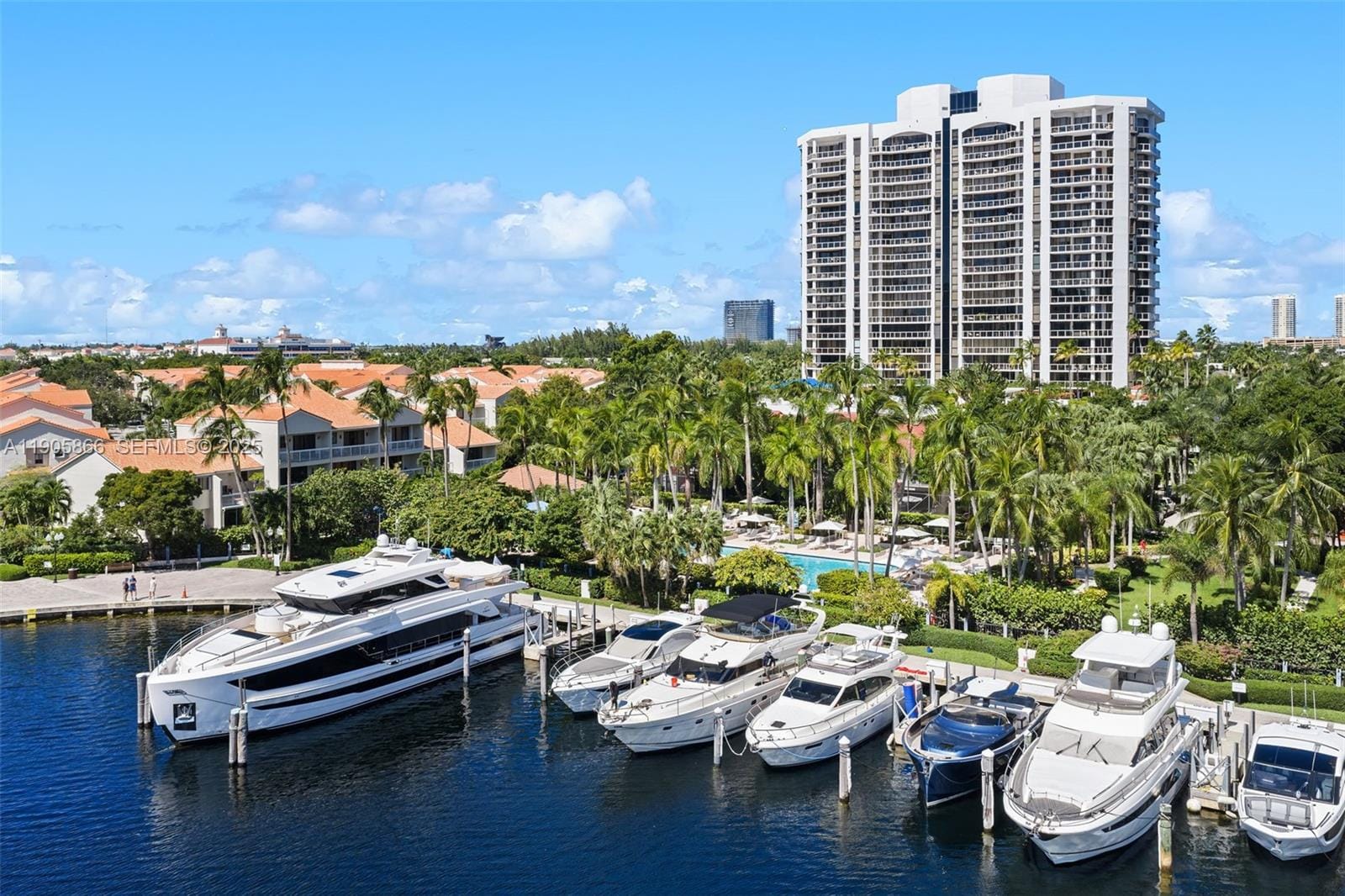3598 Yacht Club Drive 602 — photo 2