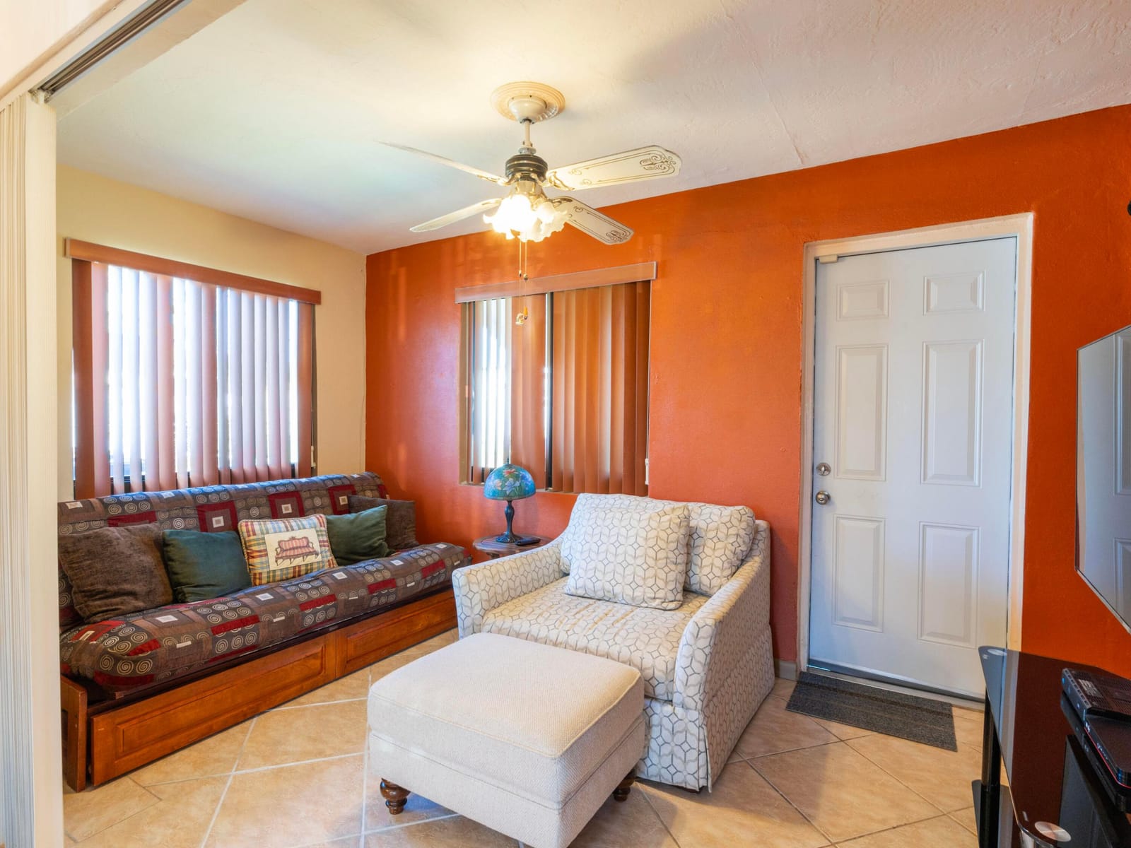 6731 Roosevelt Street — photo 10