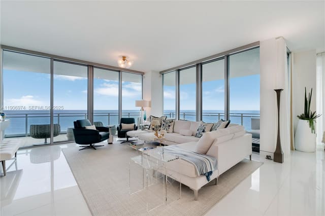 10295 Collins Avenue 1008, sold in 10295 Collins Ave Resdnta, Bal Harbour, FL