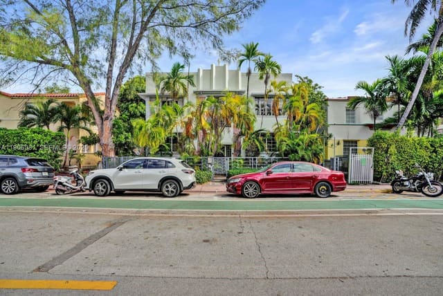 1611 Euclid Avenue 12, sold in Residence, Miami Beach, FL
