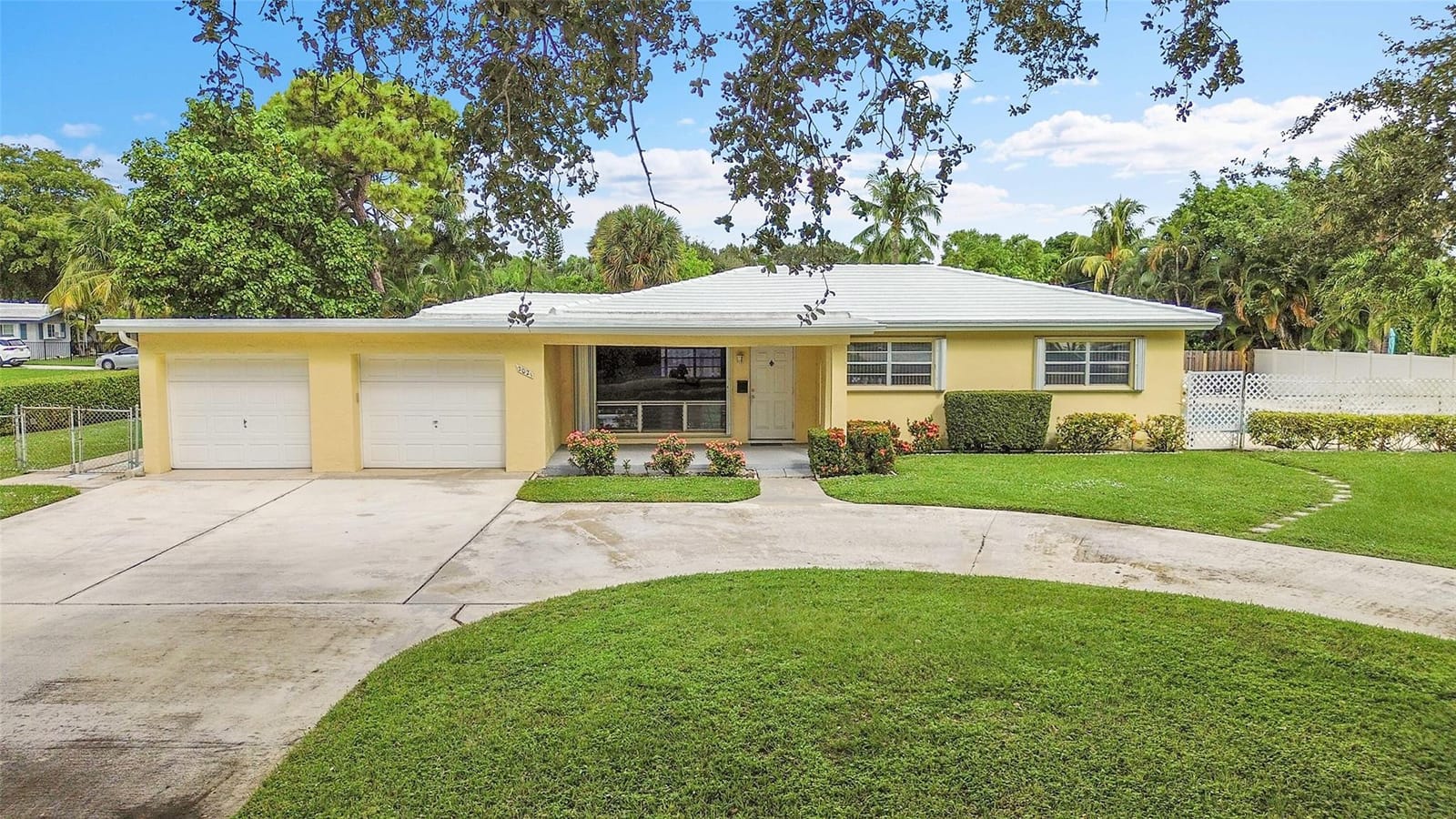 2021 NE 24th Street, Lighthouse Point, FL 33064