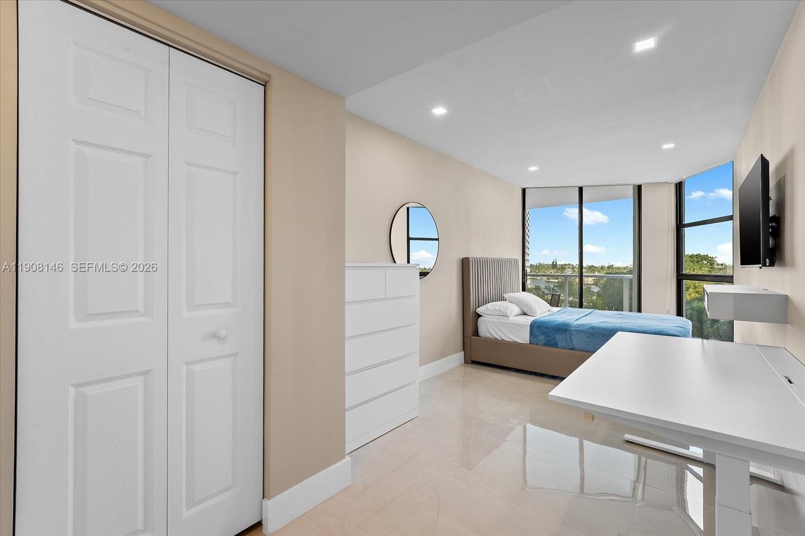 20281 E Country Club Drive 304, Aventura, FL 33180 photo 15