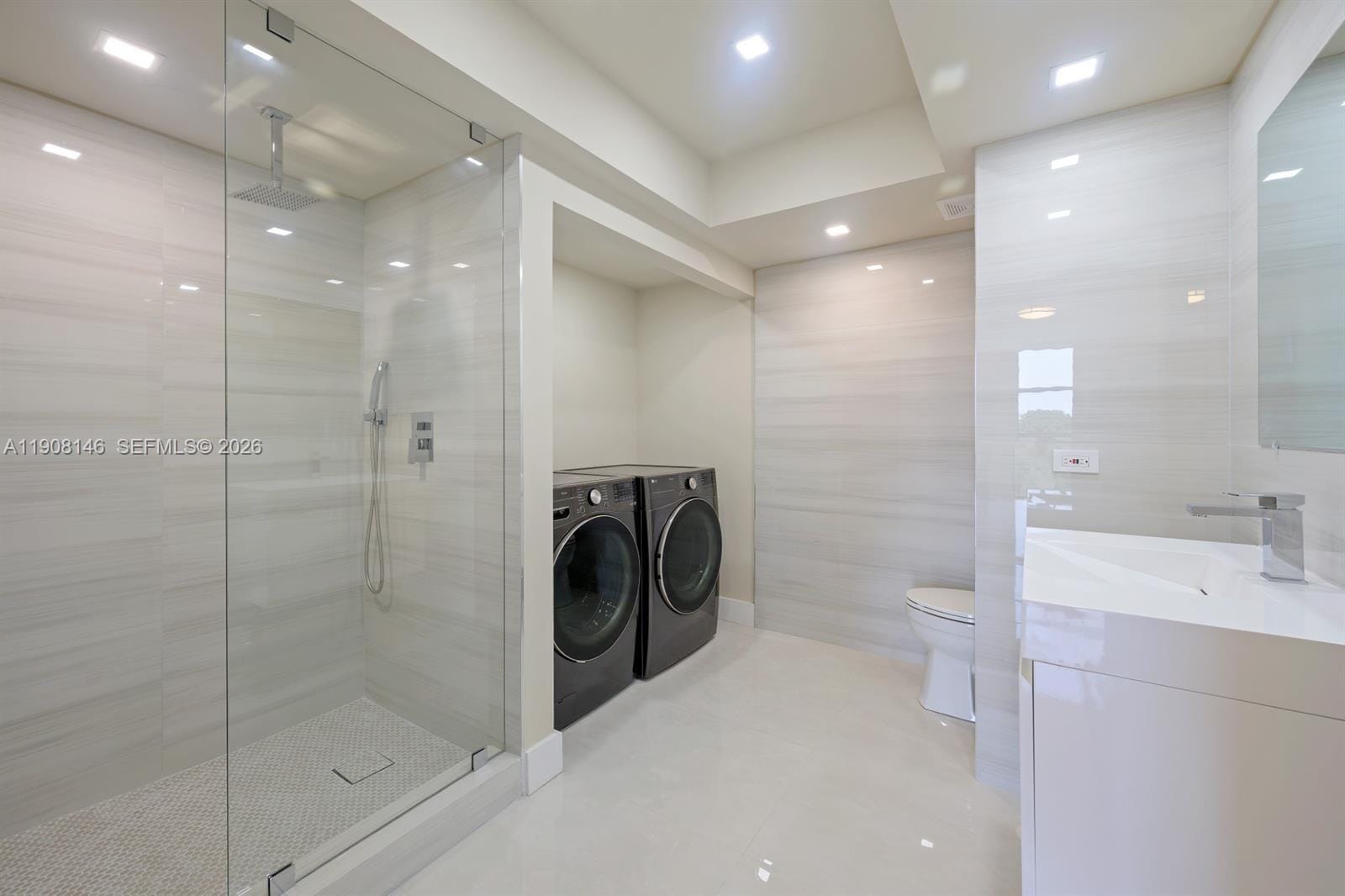 20281 E Country Club Drive 304, Aventura, FL 33180 photo 20