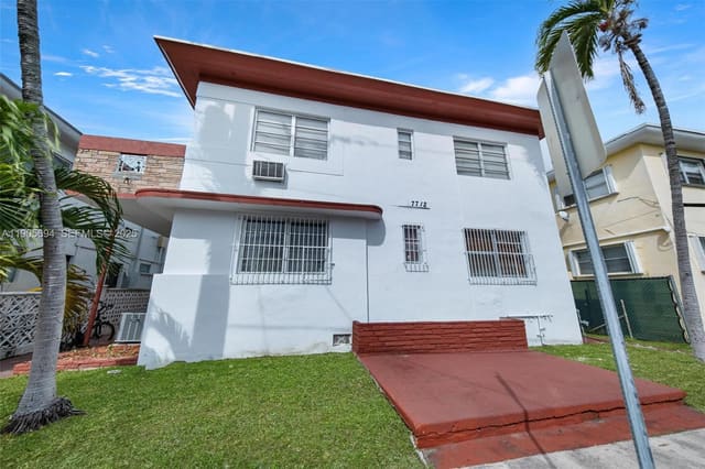 7712 Byron Avenue 2, Miami Beach, FL 33141