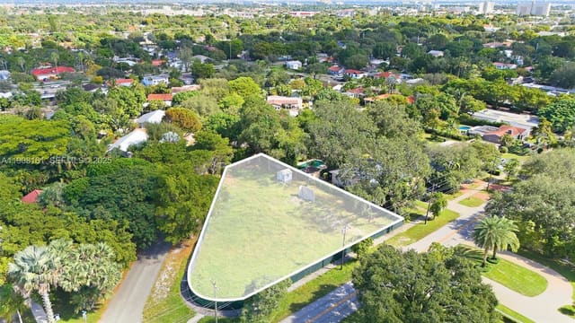 281 Hunting Lodge Drive, Miami Springs, FL 33166
