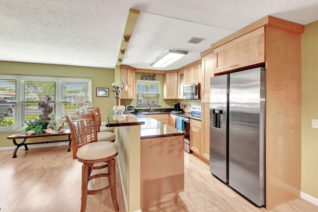 200 N High Point Boulevard C, Boynton Beach, FL 33435