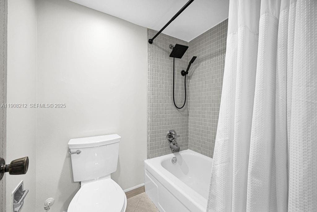 4020 N Hills Drive 2, Hollywood, FL 33021 photo 22