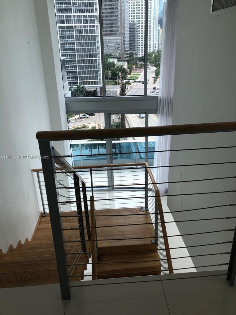 200 Biscayne Boulevard Way 902, Miami, FL 33131 photo 8