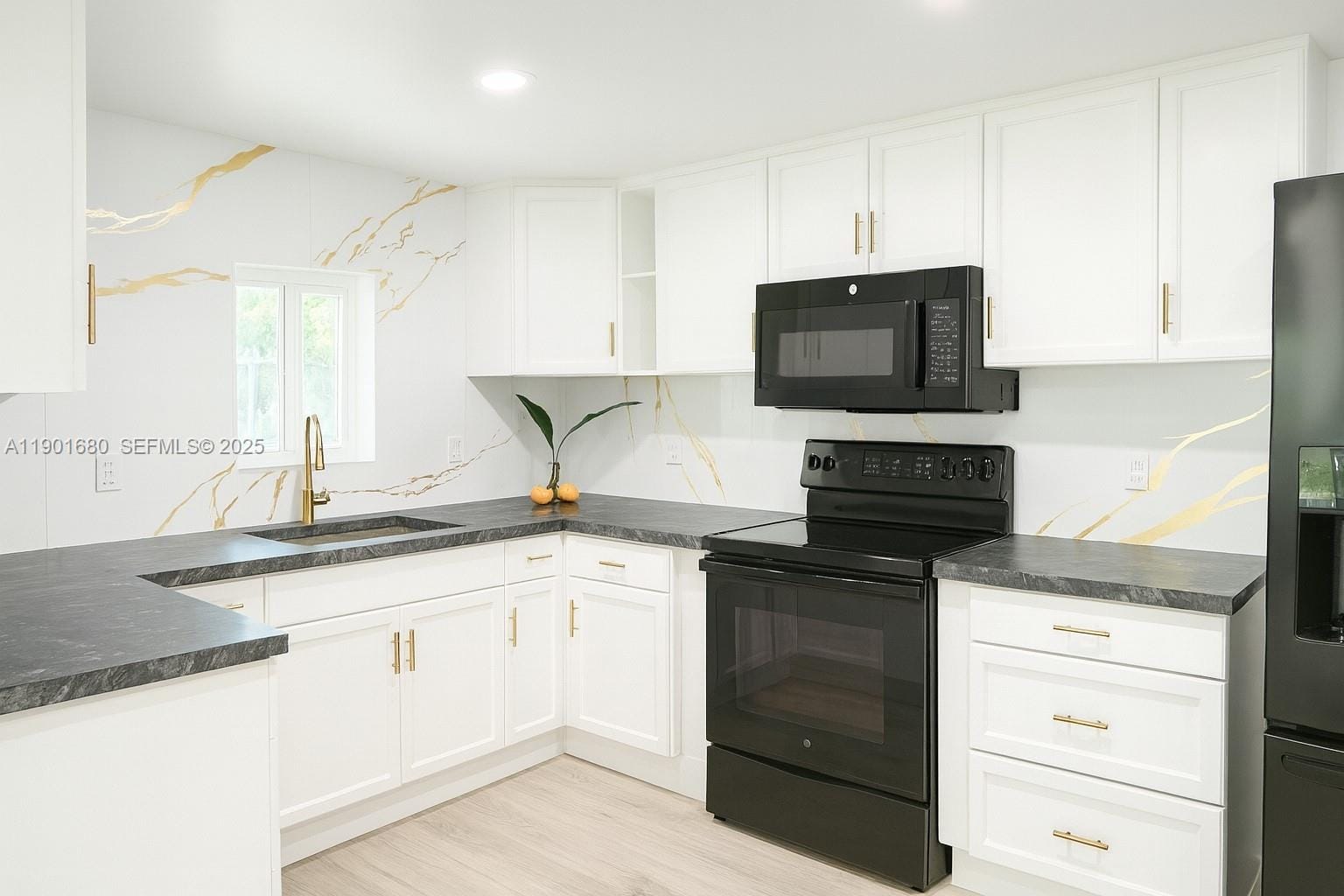 6317 Cleveland Street, Hollywood, FL 33024
