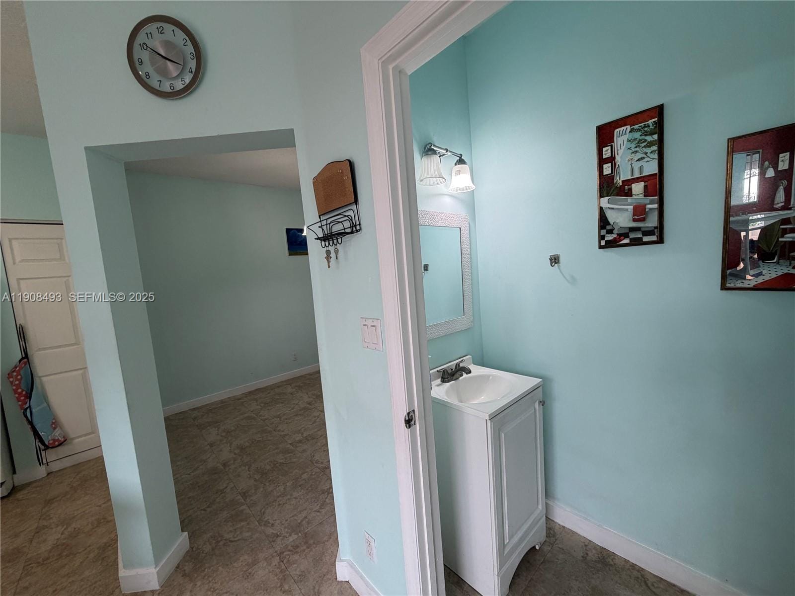 810 NE 212th Terrace 2, Miami, FL 33179 photo 14