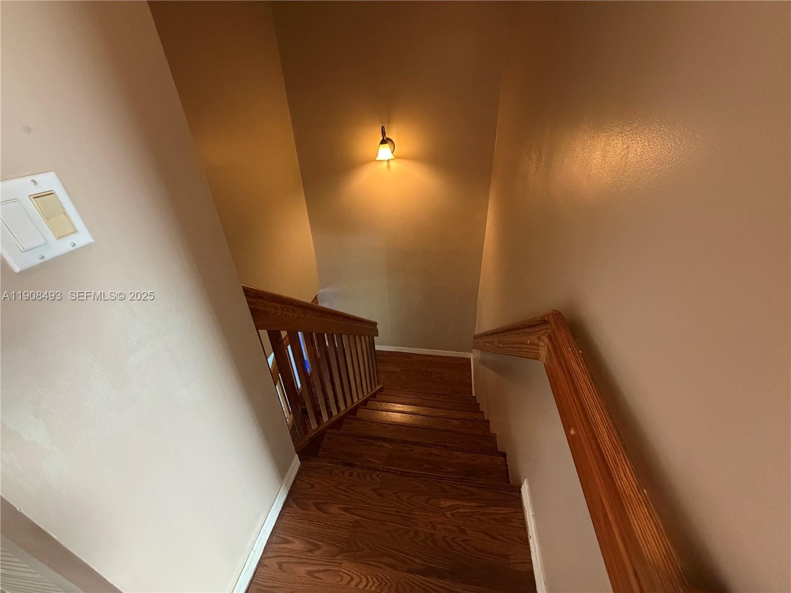 810 NE 212th Terrace 2, Miami, FL 33179 photo 22