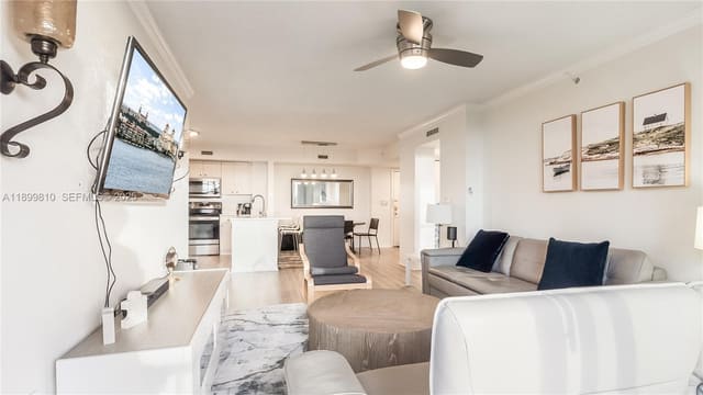 1801 N Flagler Drive 622, West Palm Beach, FL 33407