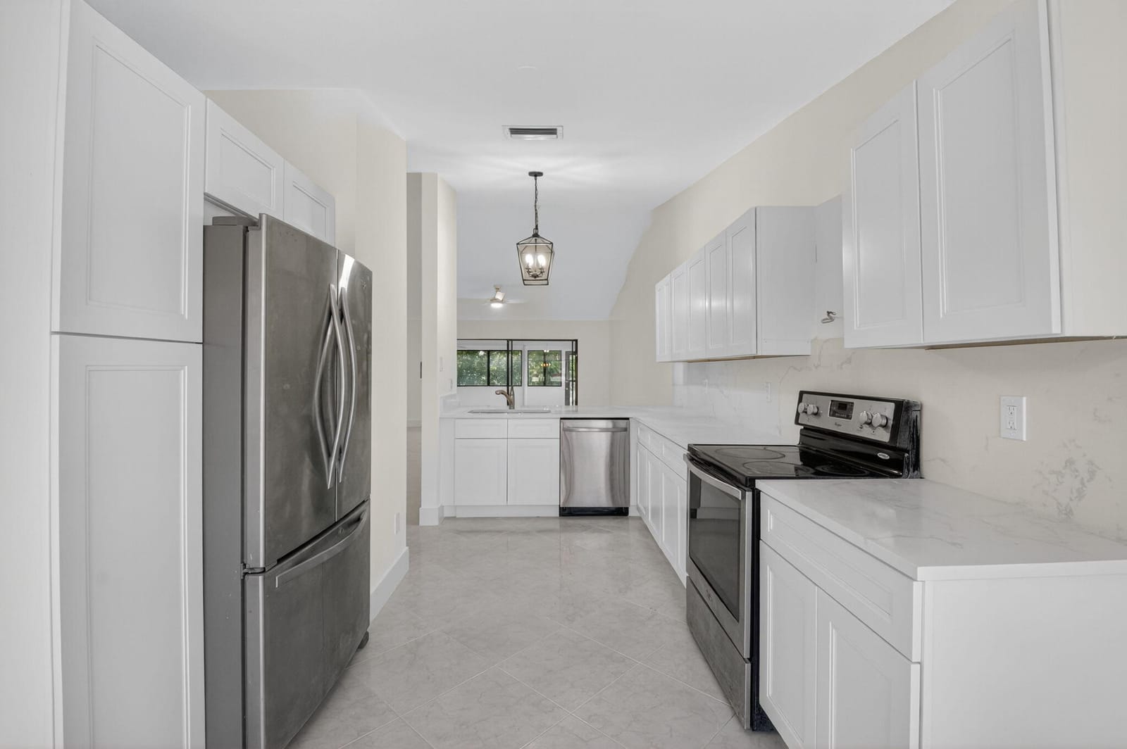 29 FAWLKLAND Circle — photo 9