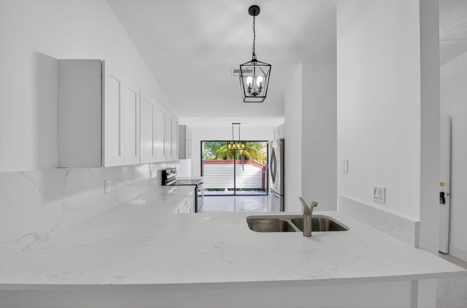 29 FAWLKLAND Circle — photo 10