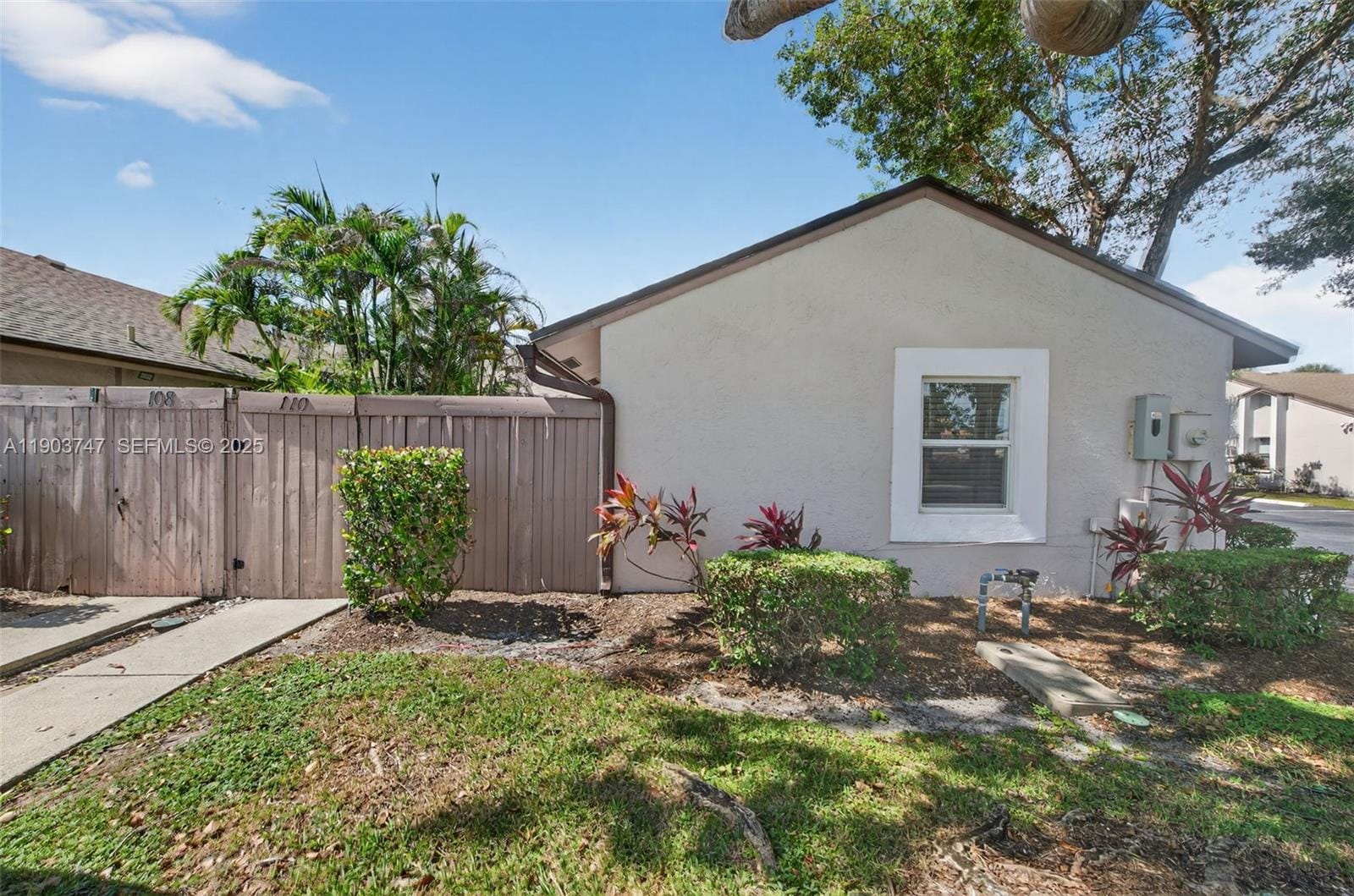 51 NW 115th Avenue 110, Plantation, FL 33325
