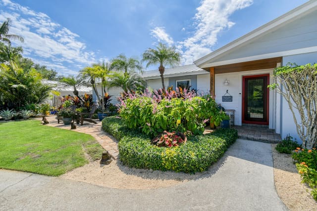 19277 W Indies Lane, sold in Bermuda Terrace, Tequesta, FL