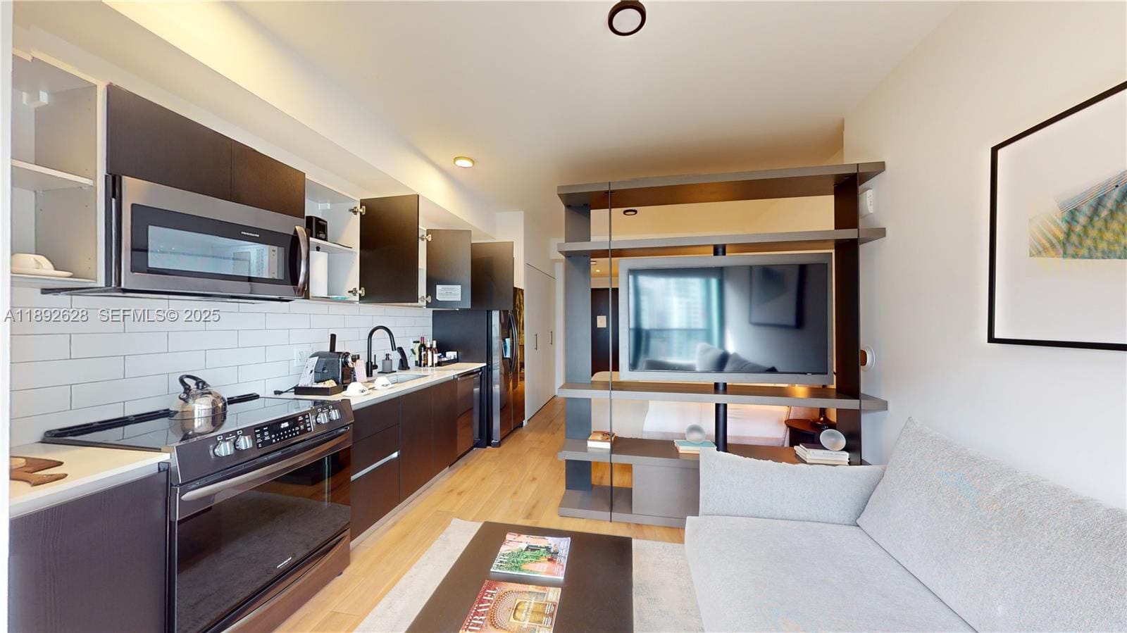 398 NE 5th 2016, Miami, FL 33132 photo 8