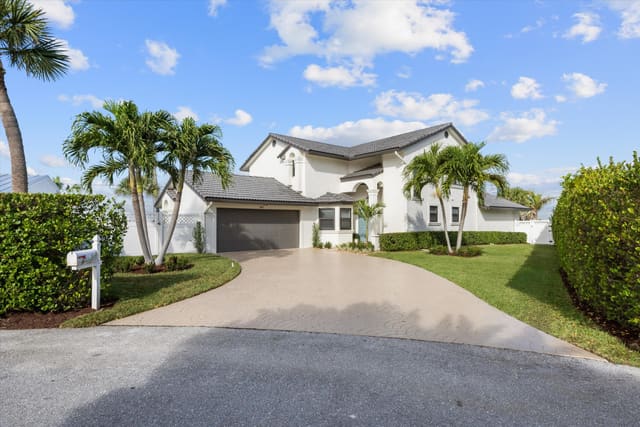 481 N Juno Lane, sold in Juno Beach 1st Add, Juno Beach, FL