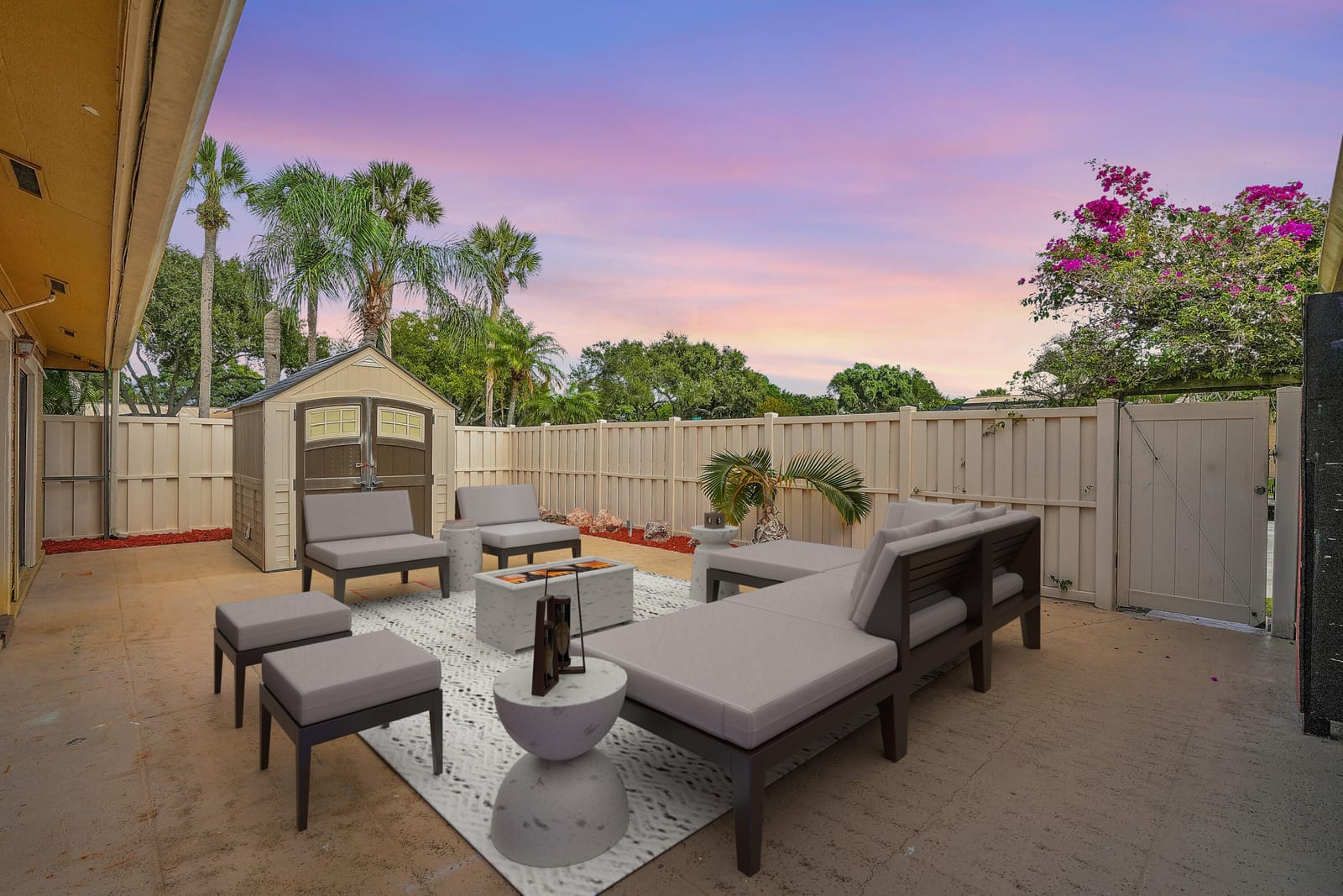 5370 Eagle Lake Drive, Palm Beach Gardens, FL 33418