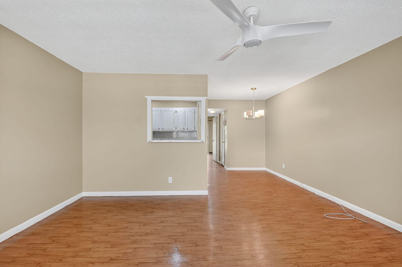 265 Windsor L — photo 4