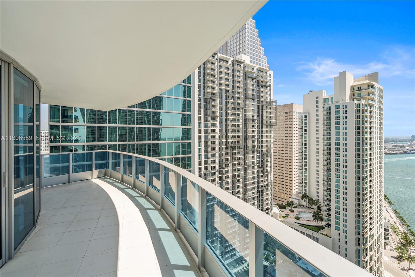 200 Biscayne Boulevard Way 3501, Miami, FL 33131, Miami