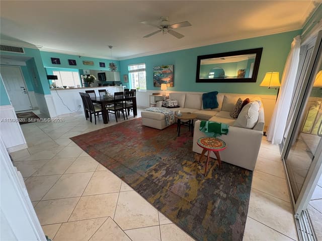 275 Palm Avenue B201, sold in Jupiter Bay East Condo, Jupiter, FL