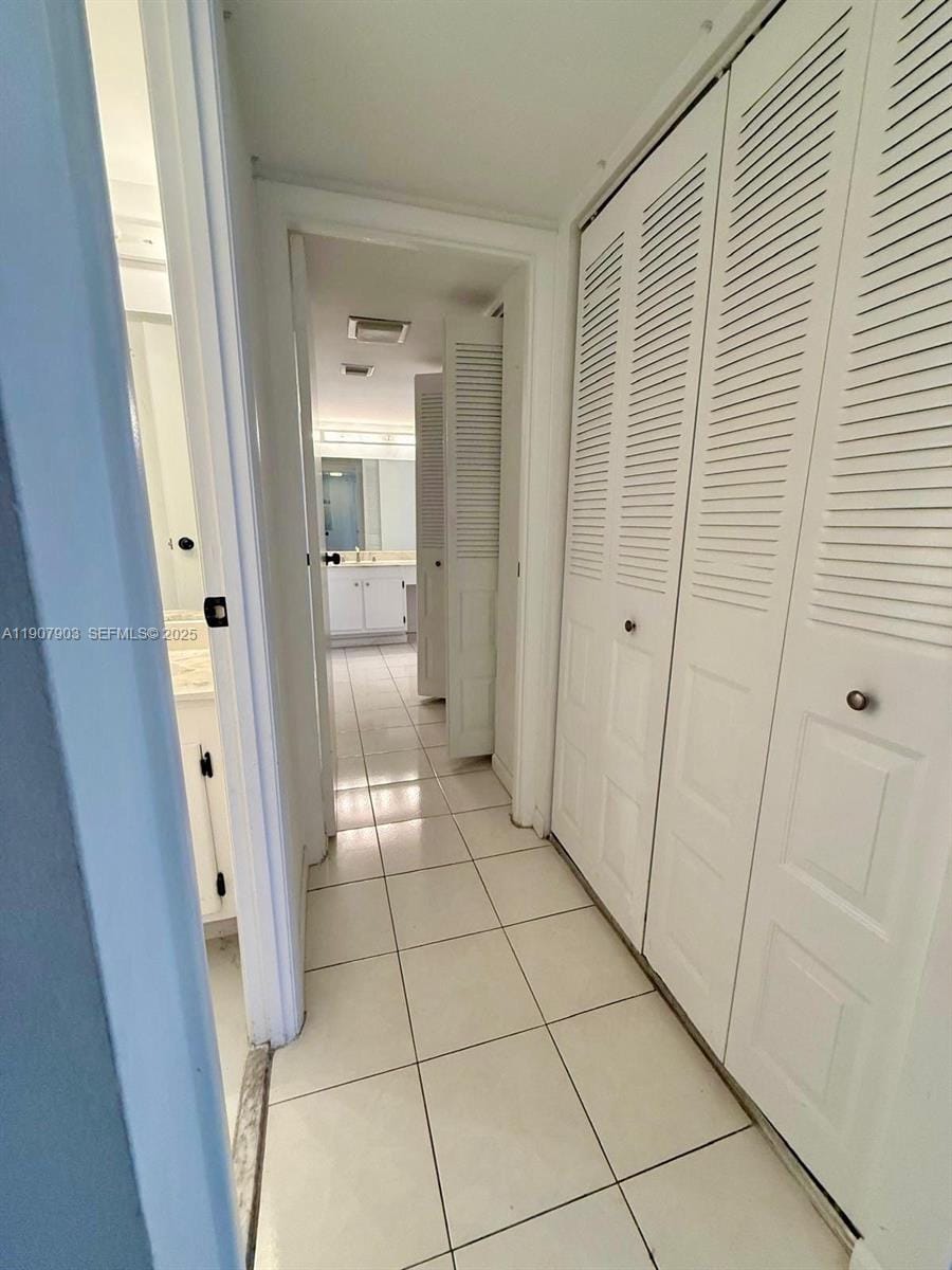 20301 W Country Club Drive 1421, Aventura, FL 33180 photo 12