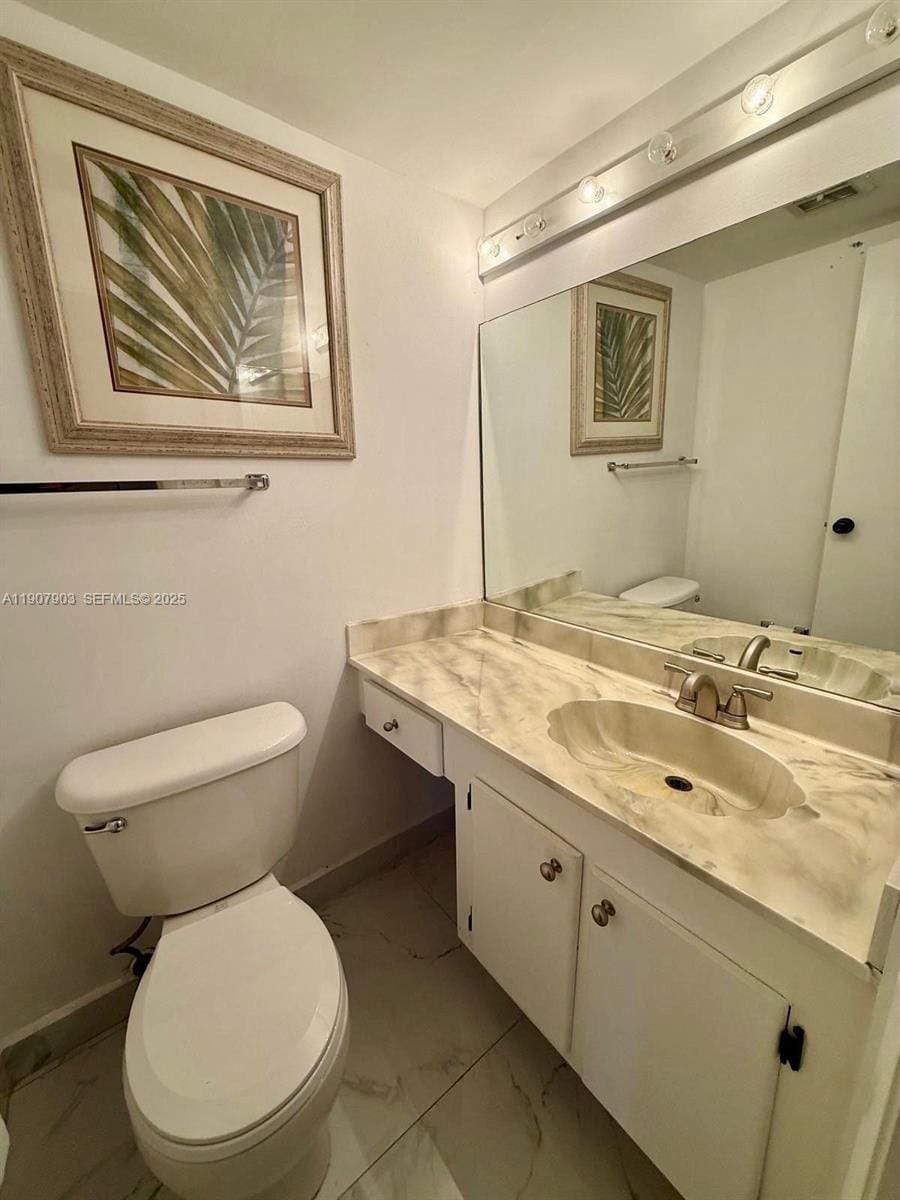 20301 W Country Club Drive 1421, Aventura, FL 33180 photo 21