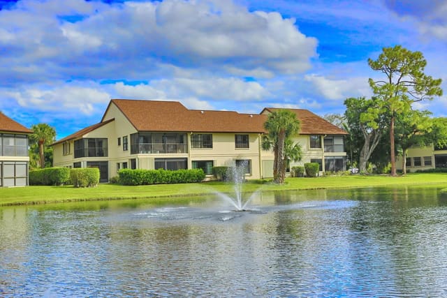 3409 Jog Park Drive 3409, sold in Park Pointe, Greenacres, FL