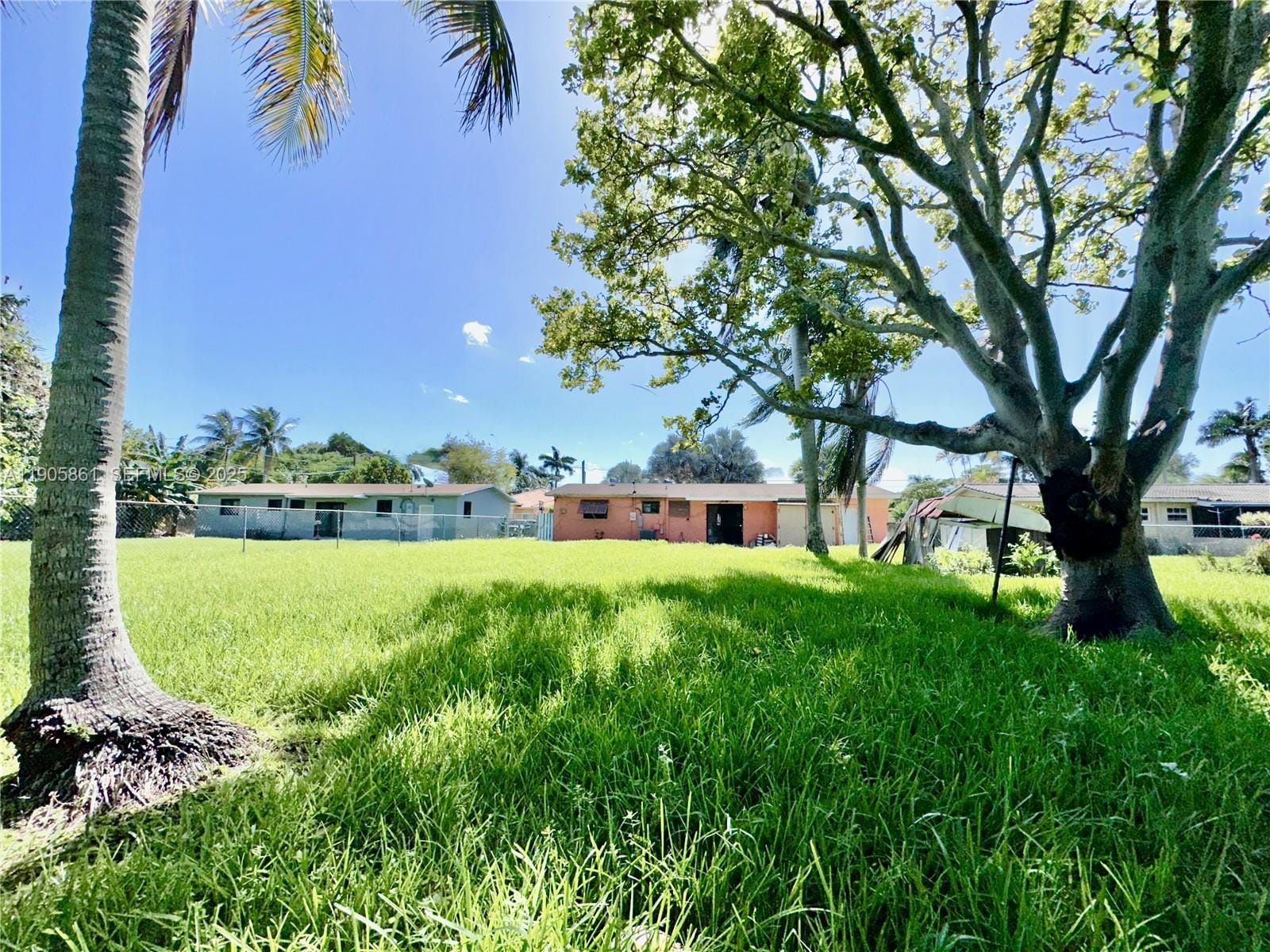 51 NW 161st Street, Miami, FL 33169 photo 4