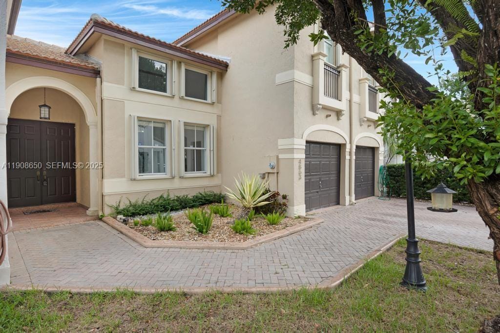 4863 NW 109th Path, Doral, FL 33178 photo 3