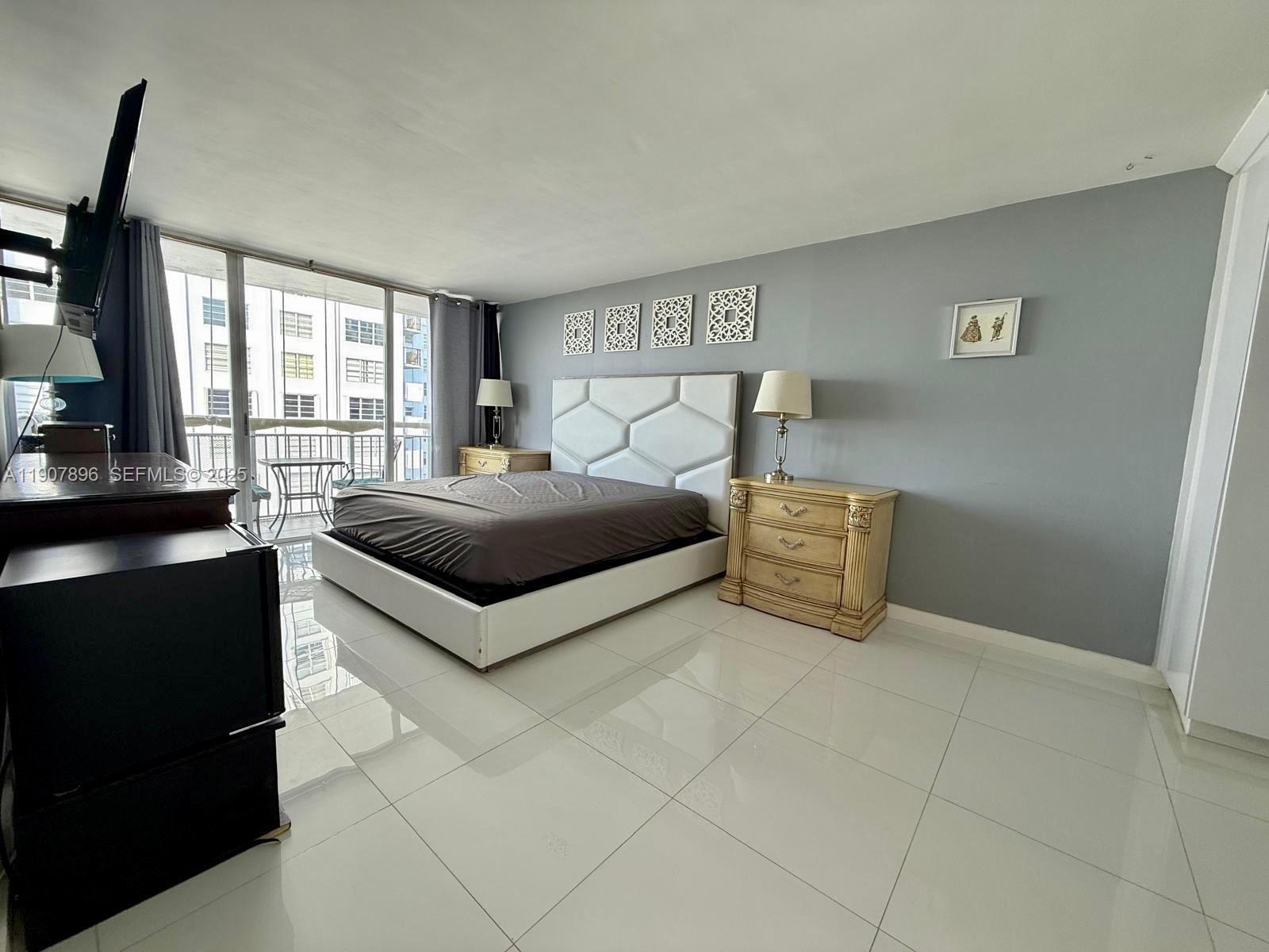 18051 Biscayne Boulevard 1604, Aventura, FL 33160 photo 23