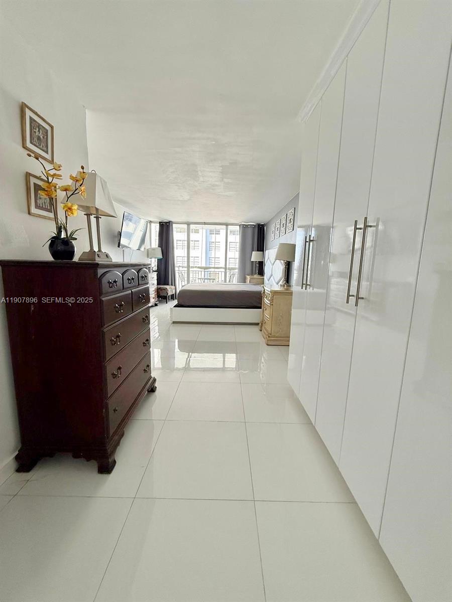18051 Biscayne Boulevard 1604, Aventura, FL 33160 photo 27