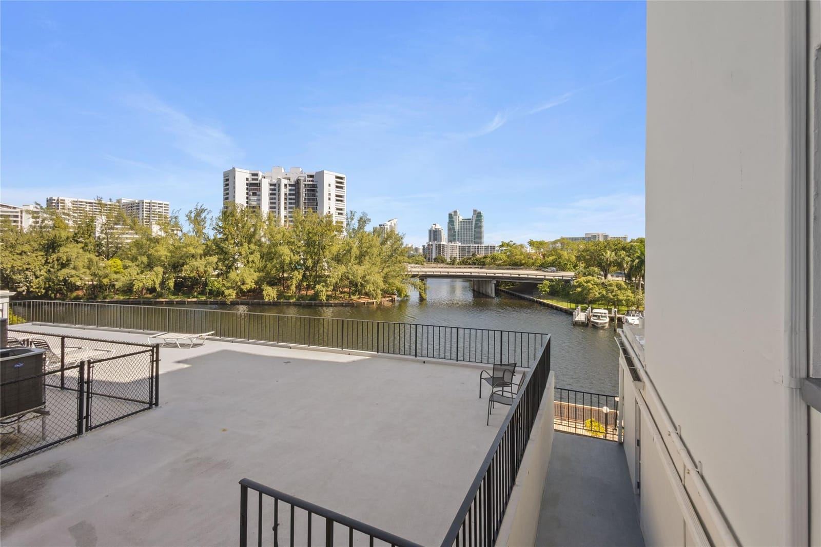 200 Diplomat Parkway 520, Hallandale Beach, FL 33009 photo 15