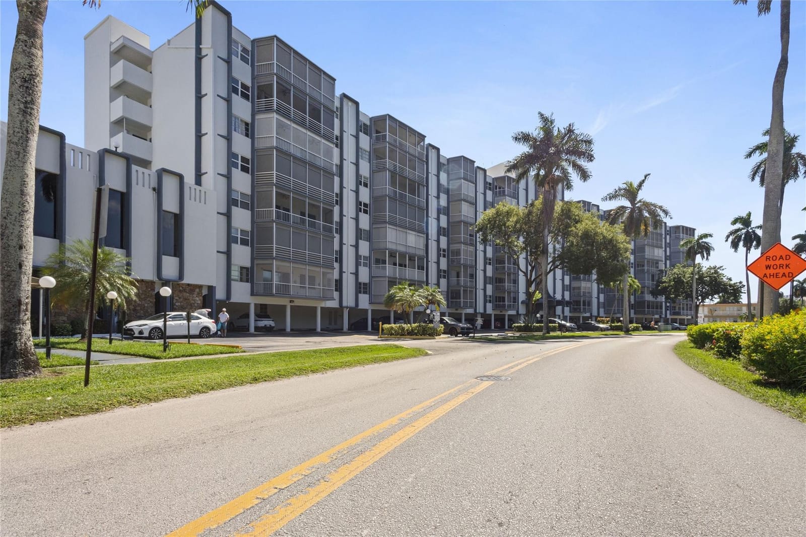 200 Diplomat Parkway 520, Hallandale Beach, FL 33009 photo 17