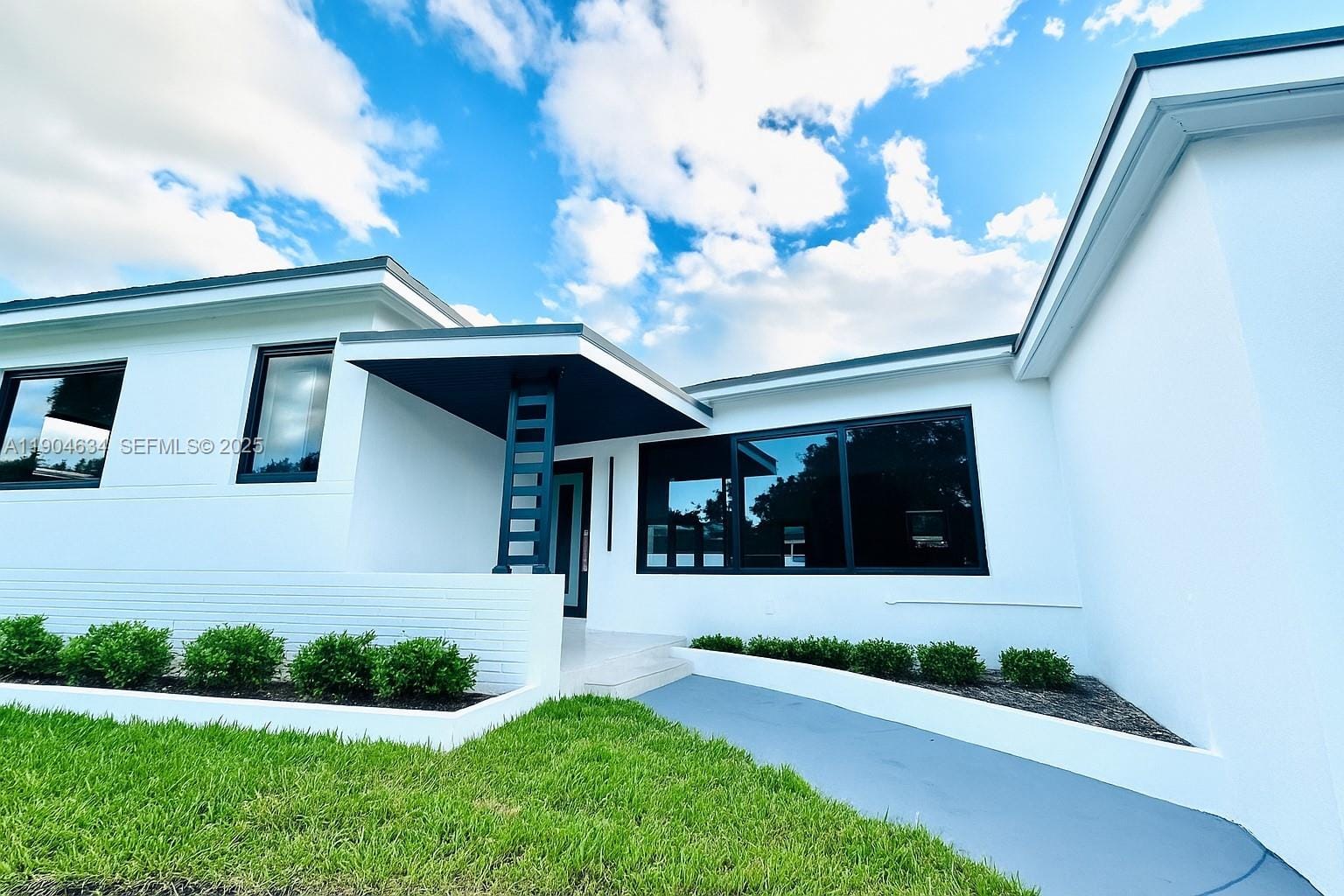20 NE 135th Street, North Miami, FL 33161