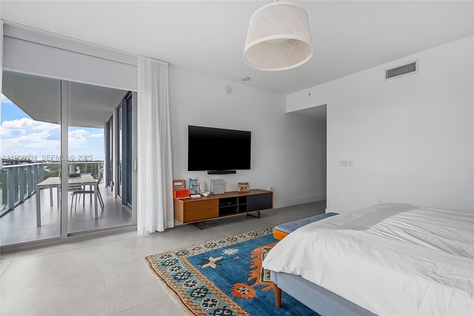 17111 Biscayne Boulevard 902, North Miami Beach, FL 33160 photo 18