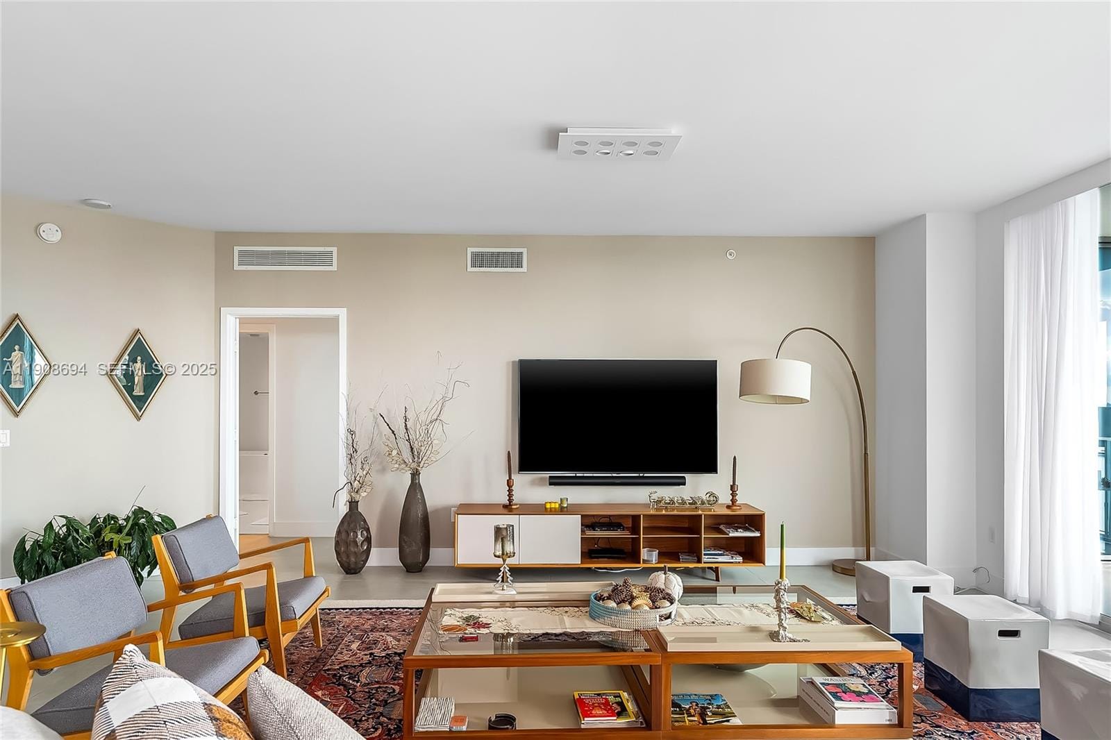 17111 Biscayne Boulevard 902, North Miami Beach, FL 33160 photo 9