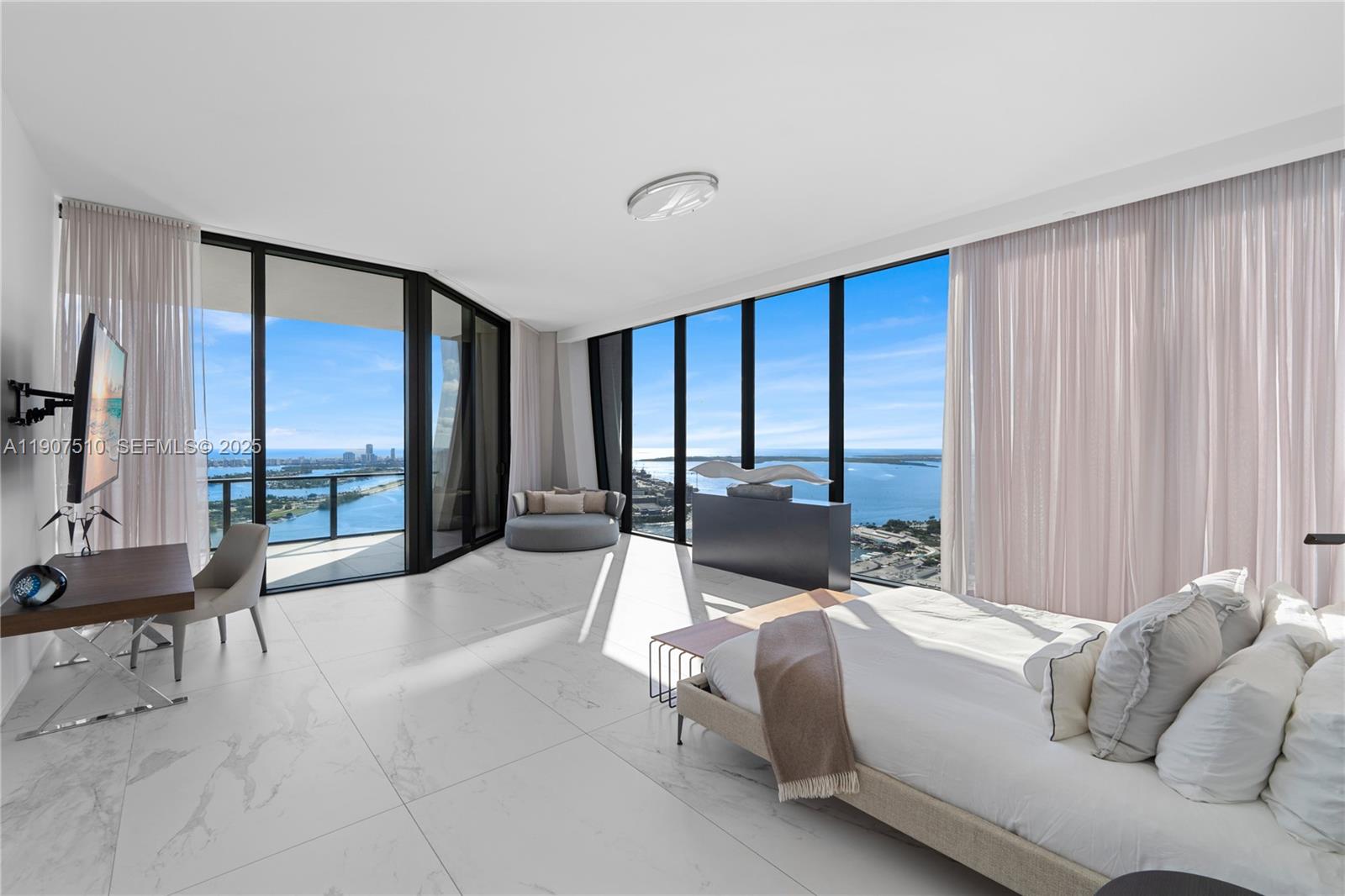 1000 Biscayne Boulevard LPH 4901, Miami, FL 33132 photo 5