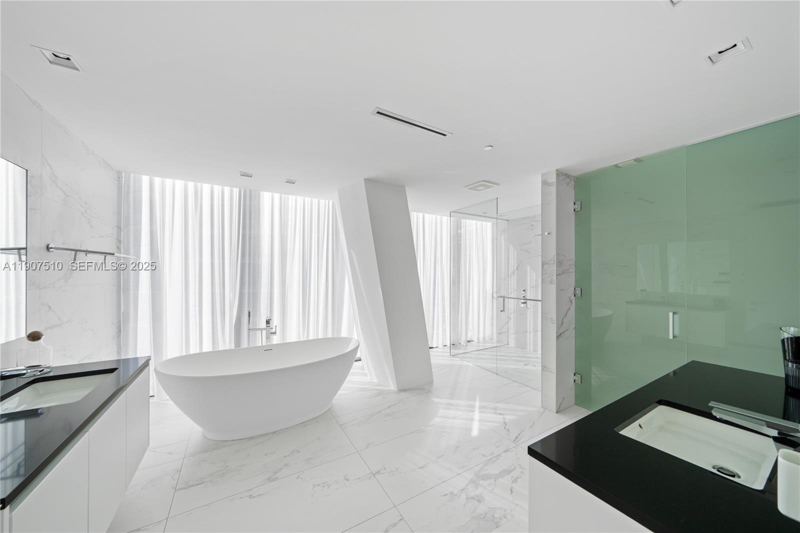 1000 Biscayne Boulevard LPH 4901, Miami, FL 33132 photo 6