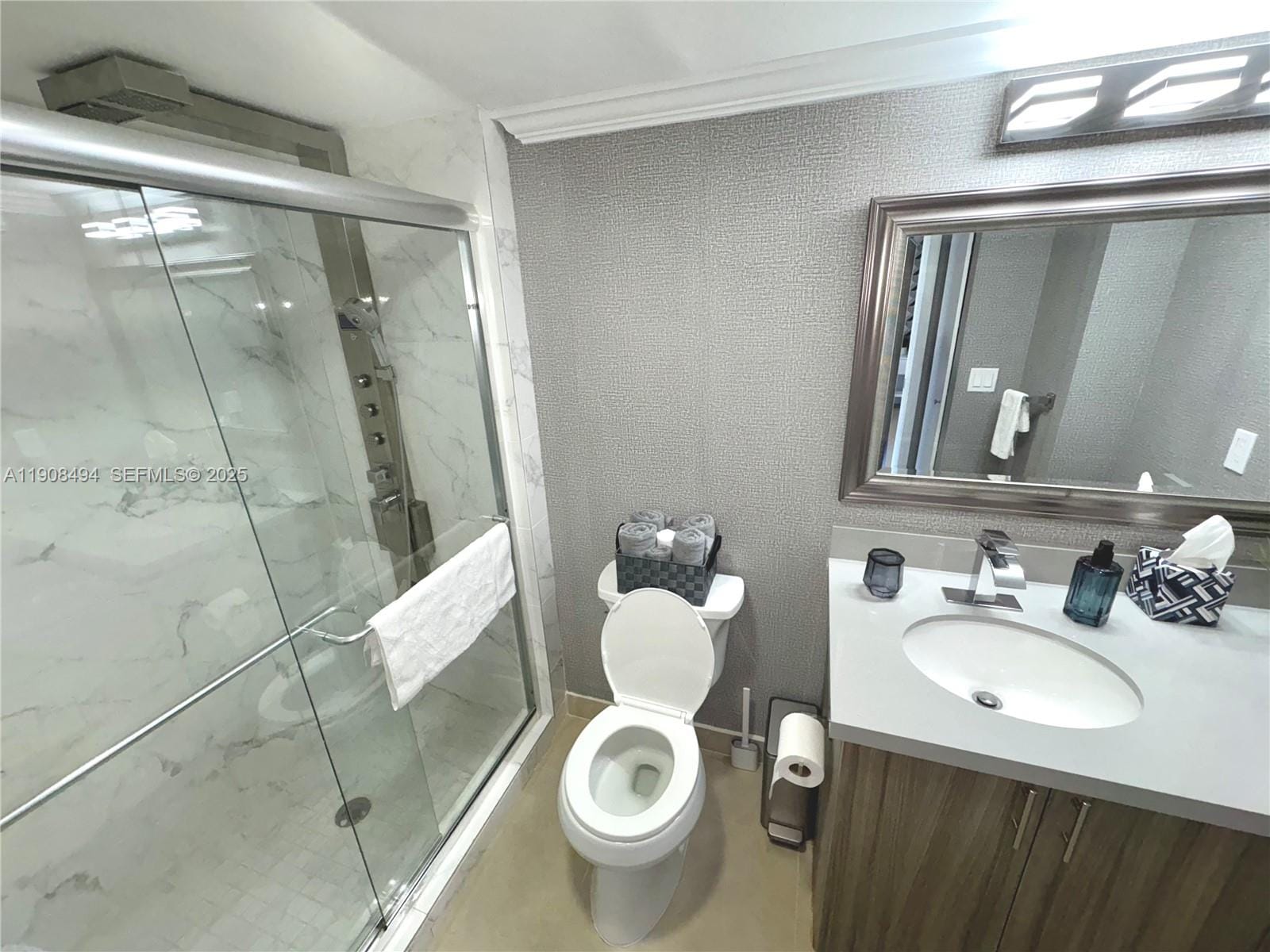20500 W Country Club Drive 501, Aventura, FL 33180 photo 19