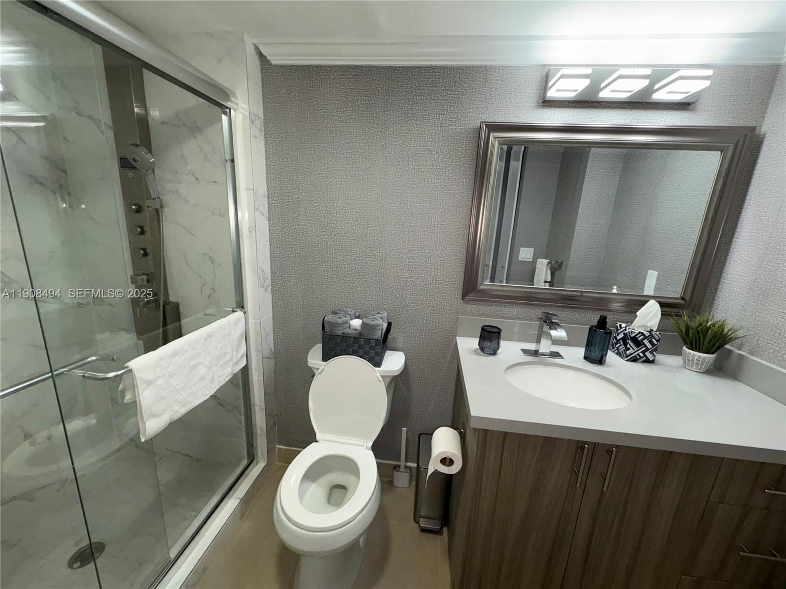 20500 W Country Club Drive 501, Aventura, FL 33180 photo 20
