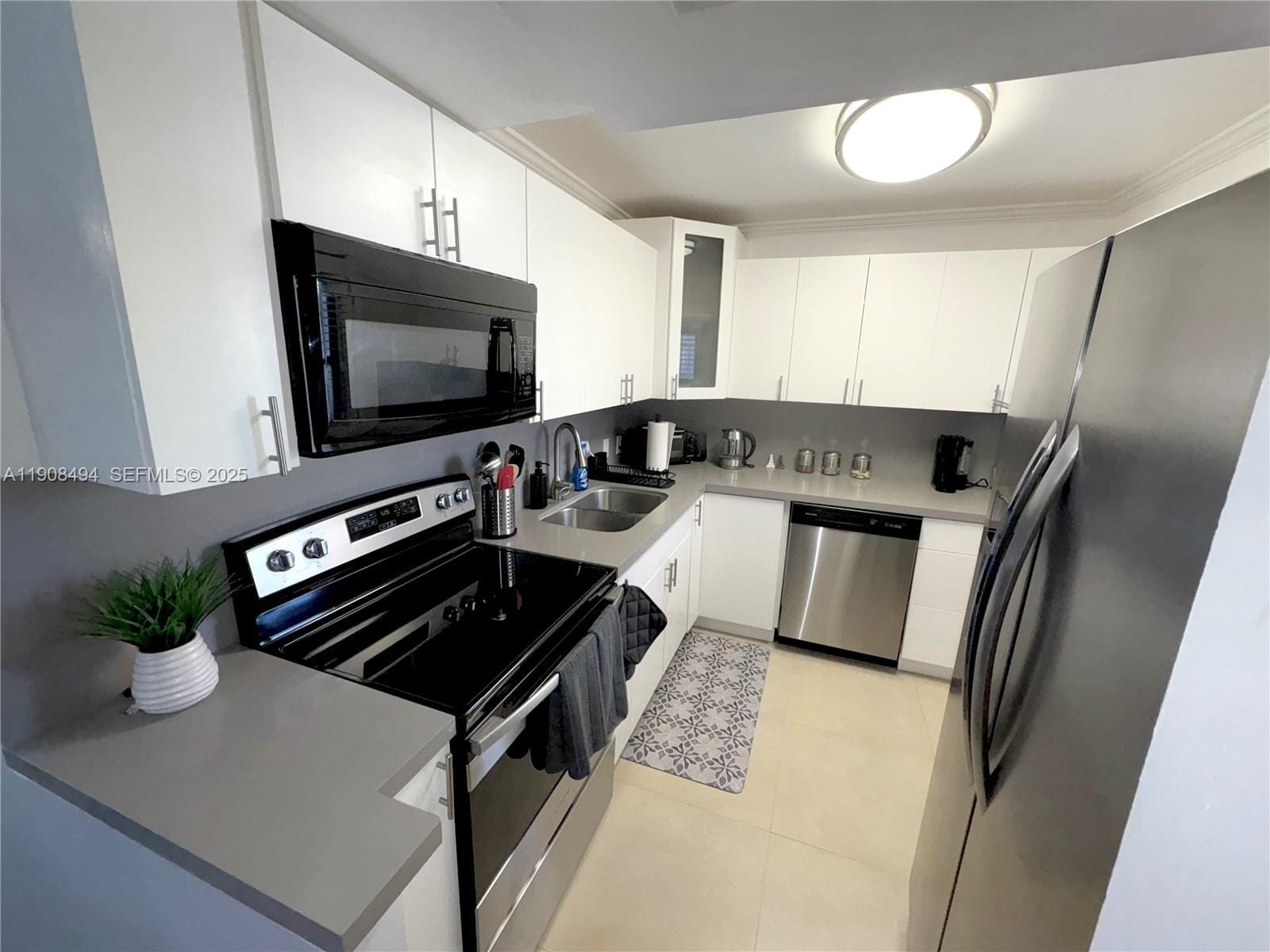20500 W Country Club Drive 501, Aventura, FL 33180 photo 25
