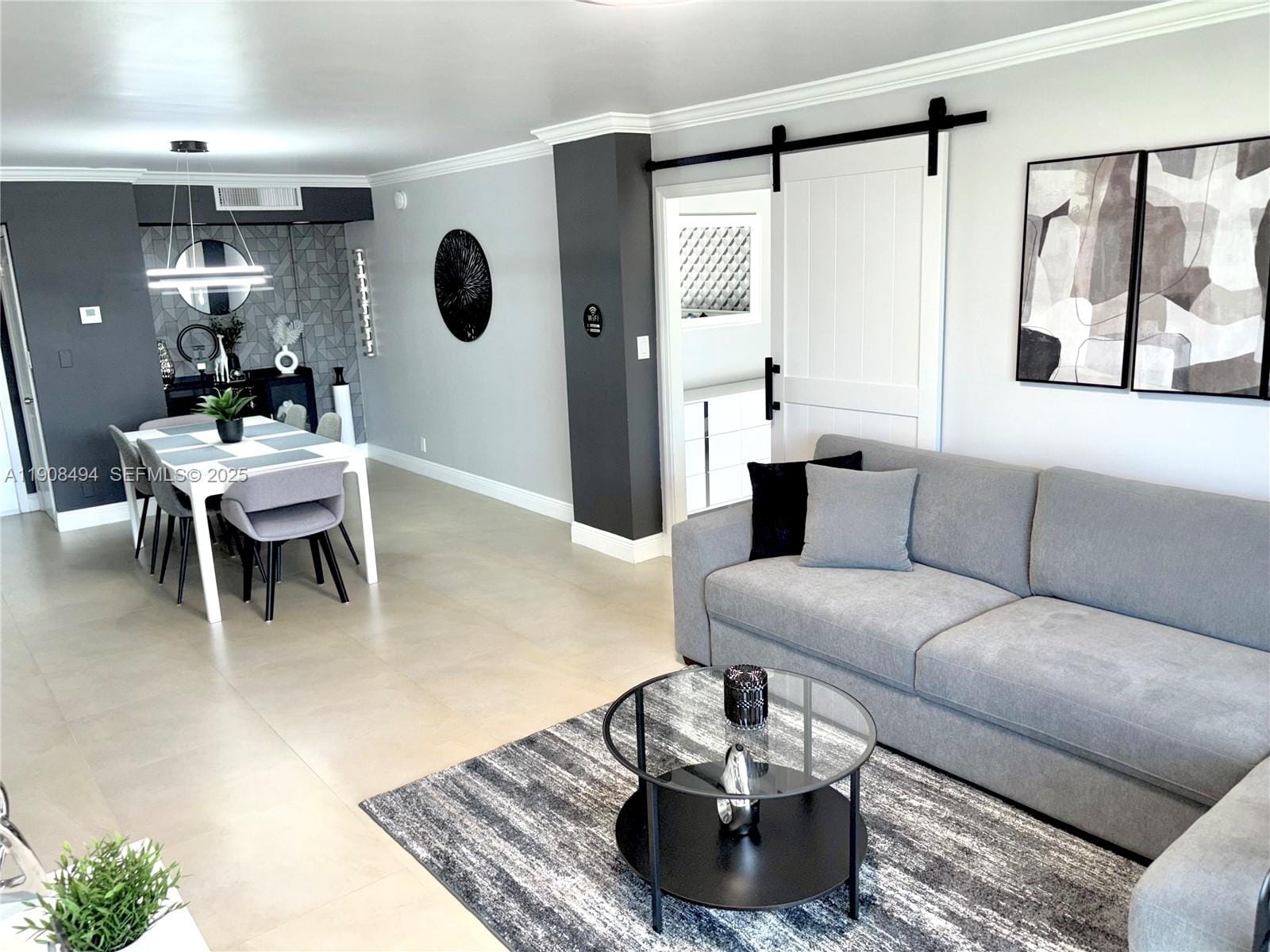 20500 W Country Club Drive 501 — photo 5