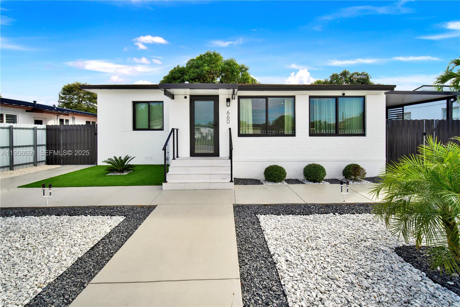 660 E 38th Street, Hialeah, FL 33013, Hialeah