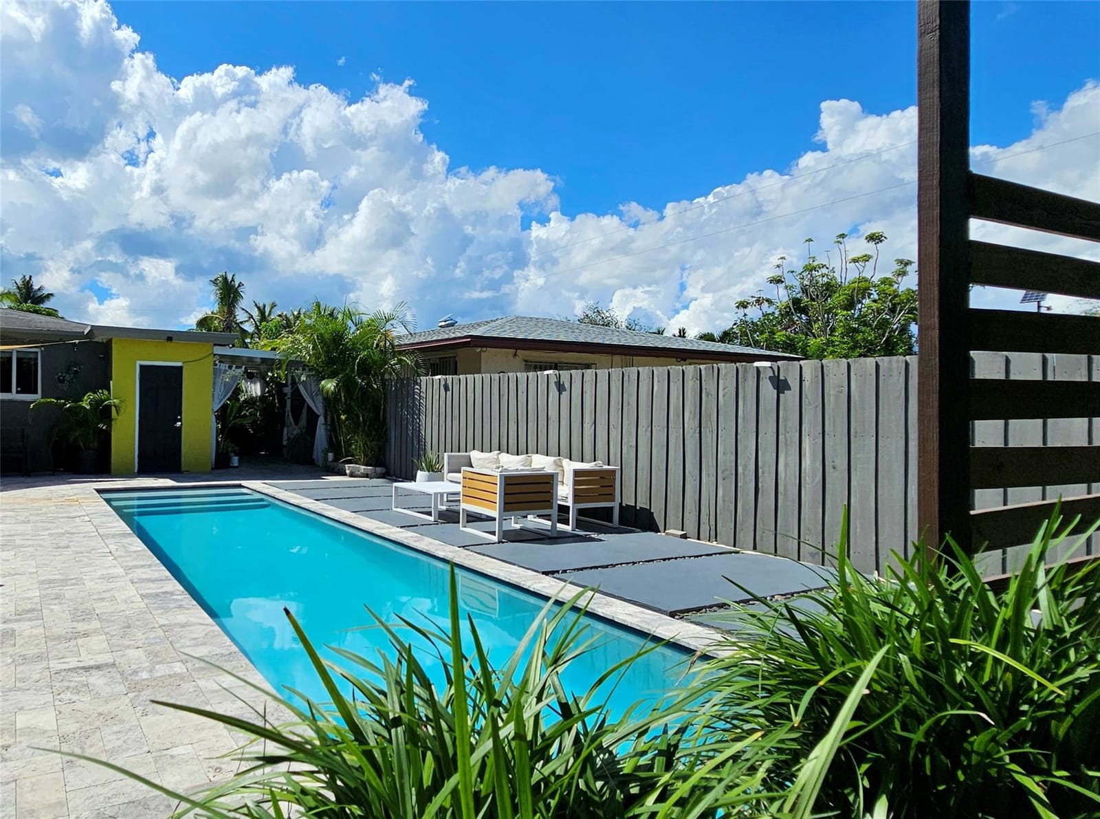 1440 NW 7th Terrace — photo 3
